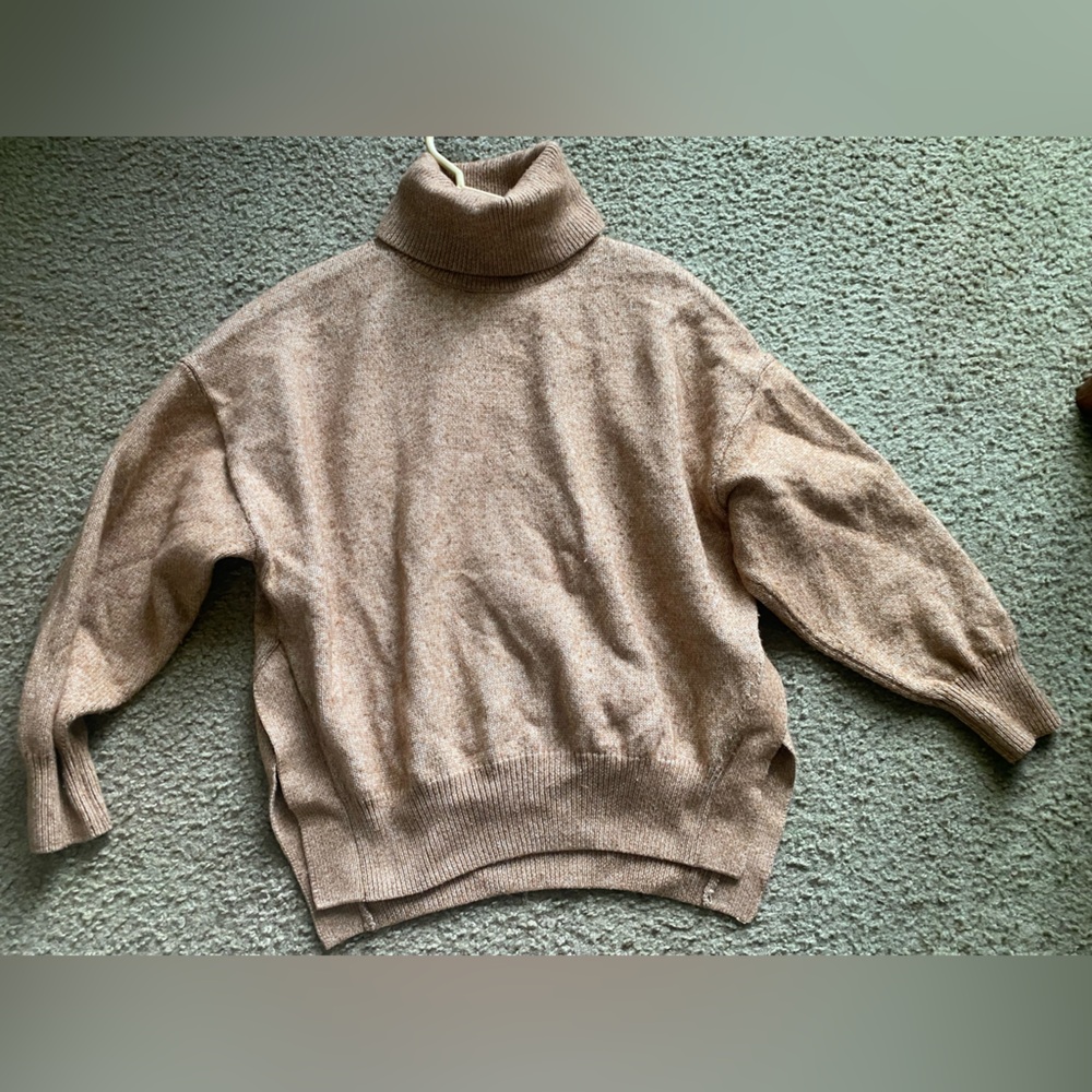 H&M KNIT MOCK-TURTLENECK SWEATER